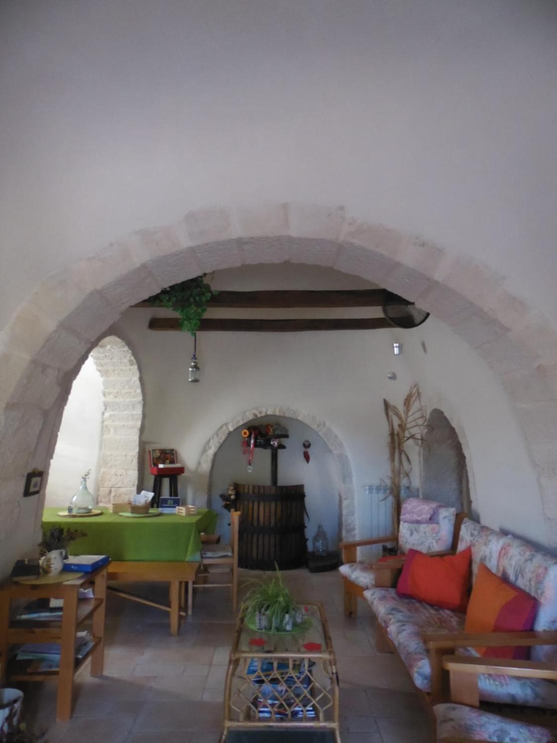 B&B Trulli Sotto La Cupa Martina Franca Eksteriør billede